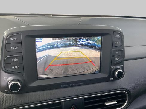 Used 2020 Hyundai Kona SEL FWD image 29