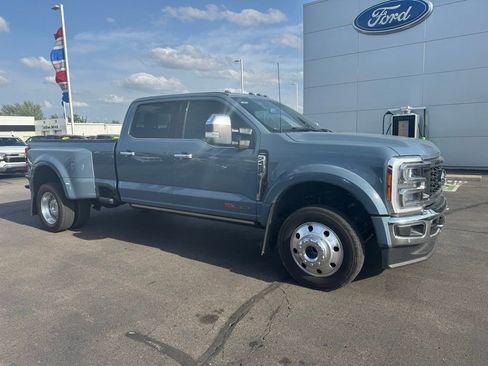 Used 2023 Ford F450 Lariat w/ Lariat Ultimate Package AWD/4WD image 1
