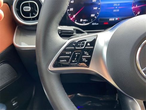 Used 2023 Mercedes-Benz C 300 4MATIC Sedan image 16