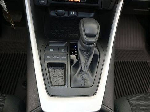 Used 2023 Toyota RAV4 LE image 9