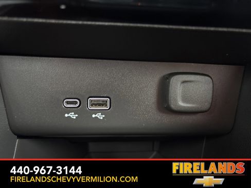 Certified 2025 Buick Encore GX Sport Touring image 19