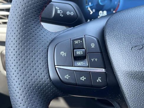 Certified 2023 Ford Escape ST-Line Elite AWD/4WD image 30