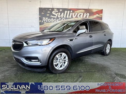 Used 2021 Buick Enclave Essence image 1