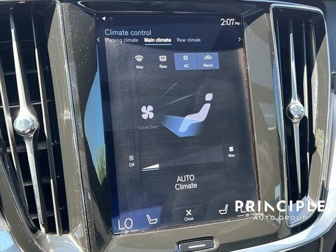 Used 2020 Volvo S60 T6 R-Design image 25