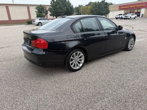 Used 2011 BMW 328i xDrive Sedan AWD/4WD image 22