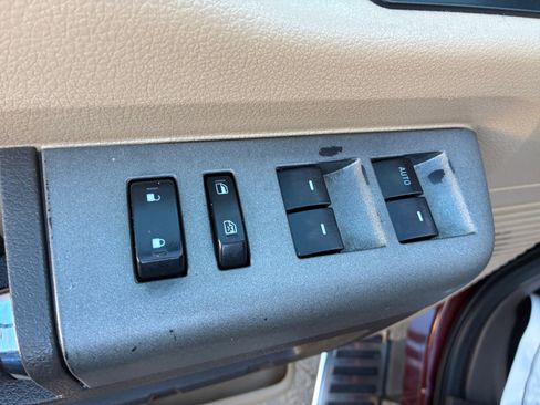 Used 2011 Ford F250 Lariat image 17