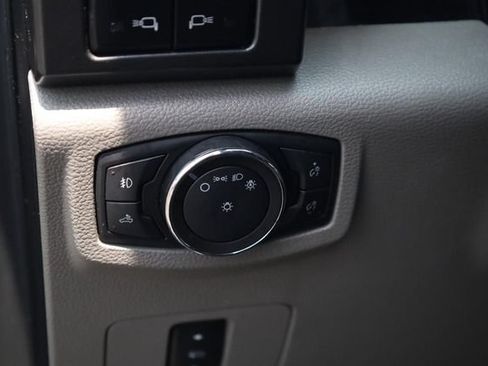 Used 2021 Ford F250 XLT w/ XLT Premium Package AWD/4WD image 13
