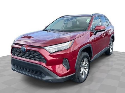 Used 2022 Toyota RAV4 XLE w/ Convenience Package AWD/4WD image 1