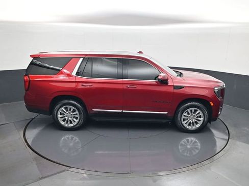 Used 2023 GMC Yukon SLT w/ SLT Premium Package AWD/4WD image 17