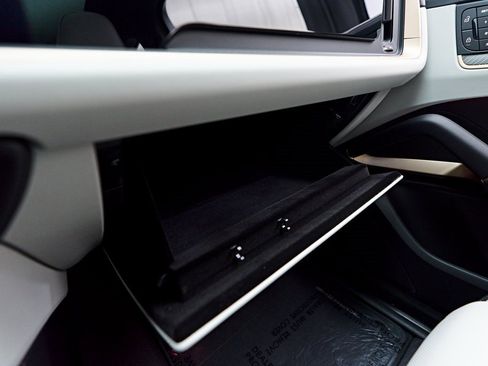 Used 2025 Porsche Cayenne GTS image 90