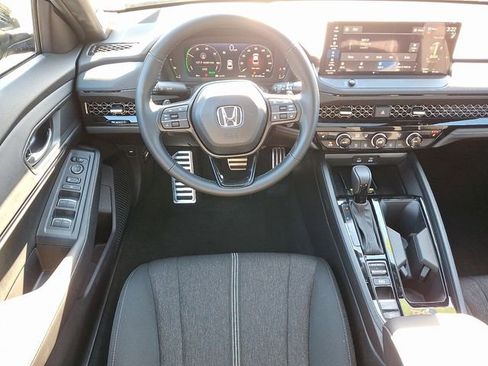 Used 2025 Honda Accord Sport image 14