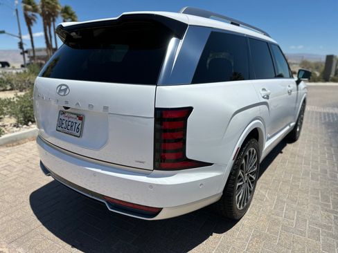 Used 2026 Hyundai Palisade Calligraphy AWD/4WD image 14