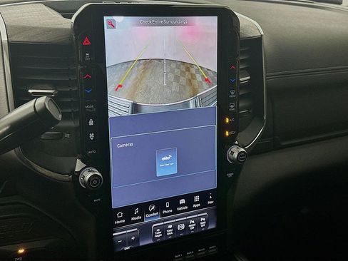 Used 2025 RAM 3500 Laramie image 20