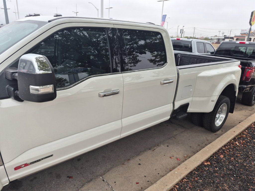 Used 2024 Ford F450 Limited AWD/4WD image 9