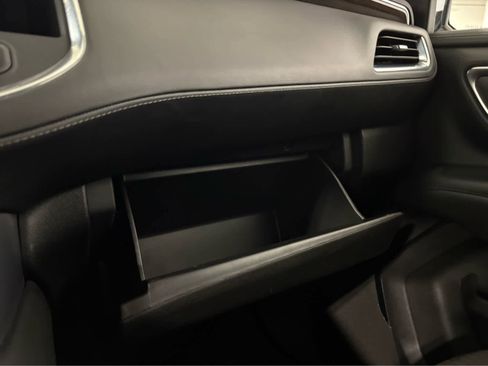 Certified 2024 GMC Yukon XL SLE AWD/4WD image 27