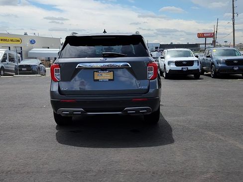 Certified 2022 Ford Explorer XLT w/ Equipment Group 202A AWD/4WD image 4