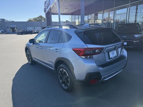 Certified 2023 Subaru Crosstrek 2.0i Premium image 3