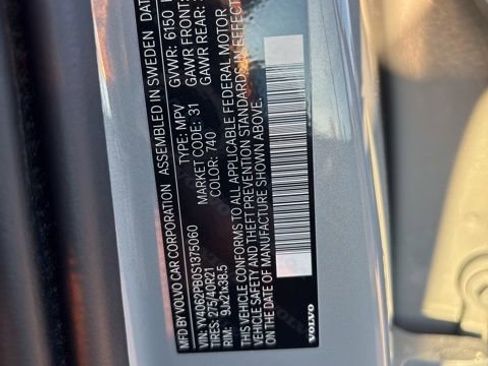 Used 2025 Volvo XC90 B6 Plus image 30