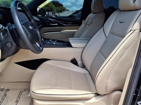 Certified 2024 Cadillac Escalade ESV Premium Luxury RWD image 26
