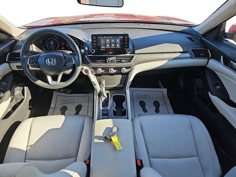 Used 2021 Honda Accord LX image 11