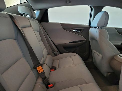Used 2018 Chevrolet Malibu LS FWD image 19