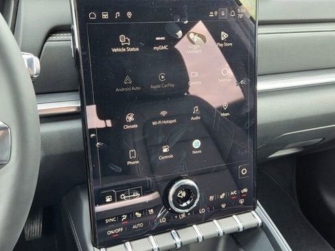 New 2026 GMC Terrain Elevation w/ Elevation Premium Package image 18