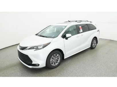New 2026 Toyota Sienna XLE