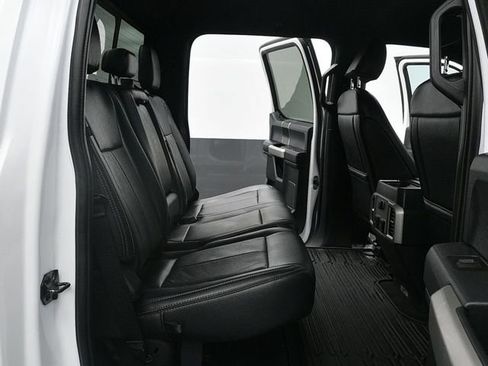 Used 2022 Ford F250 Lariat image 12