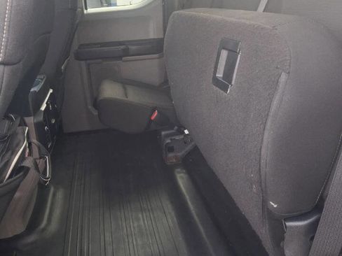 Used 2017 Ford F150 XL w/ Equipment Group 101A Mid RWD image 4