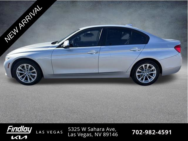 Used 2018 BMW 320i Sedan RWD image 2