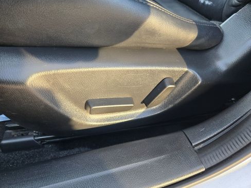 Used 2017 MAZDA MAZDA3 Touring image 31