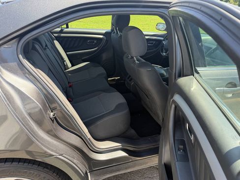 Used 2016 Ford Taurus SEL w/ Equipment Group 201A FWD image 12
