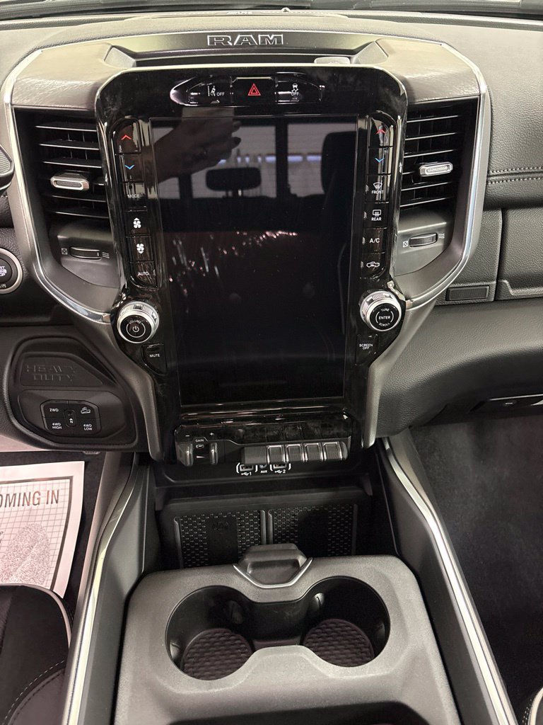 New 2027 RAM 2500 Laramie AWD/4WD image 13