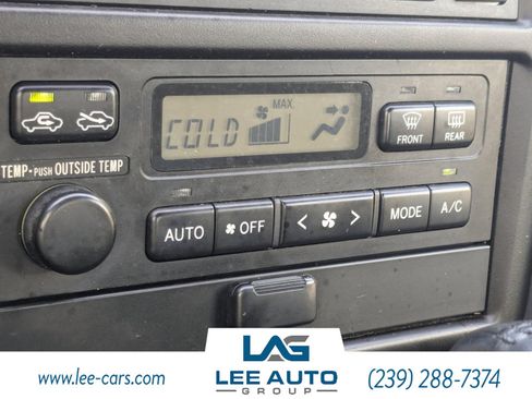 Used 2000 Toyota Solara SLE image 17