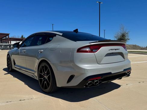Used 2019 Kia Stinger GT1 image 6