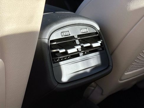 Used 2019 Maserati Ghibli RWD image 13