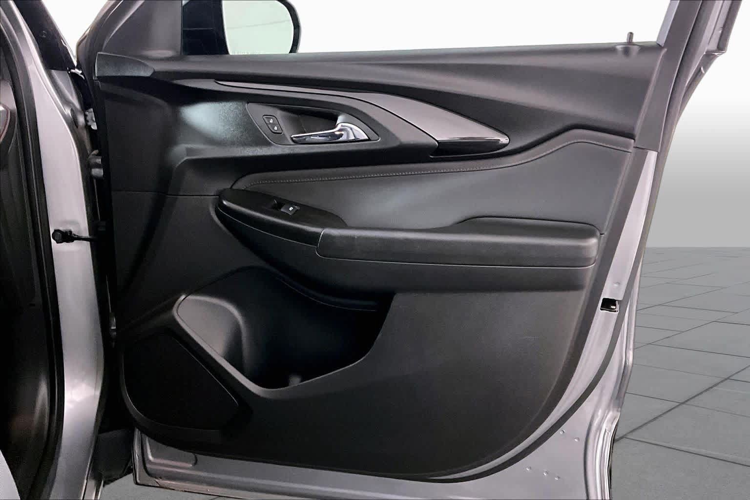 Certified 2023 Chevrolet TrailBlazer RS w/ Convenience Package FWD image 22