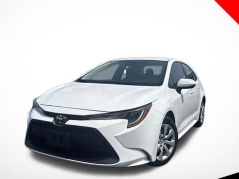 Used 2022 Toyota Corolla LE FWD image 1