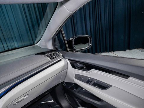 Used 2023 Honda Odyssey Elite image 28