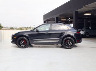 Certified 2023 Porsche Macan Turbo video 2