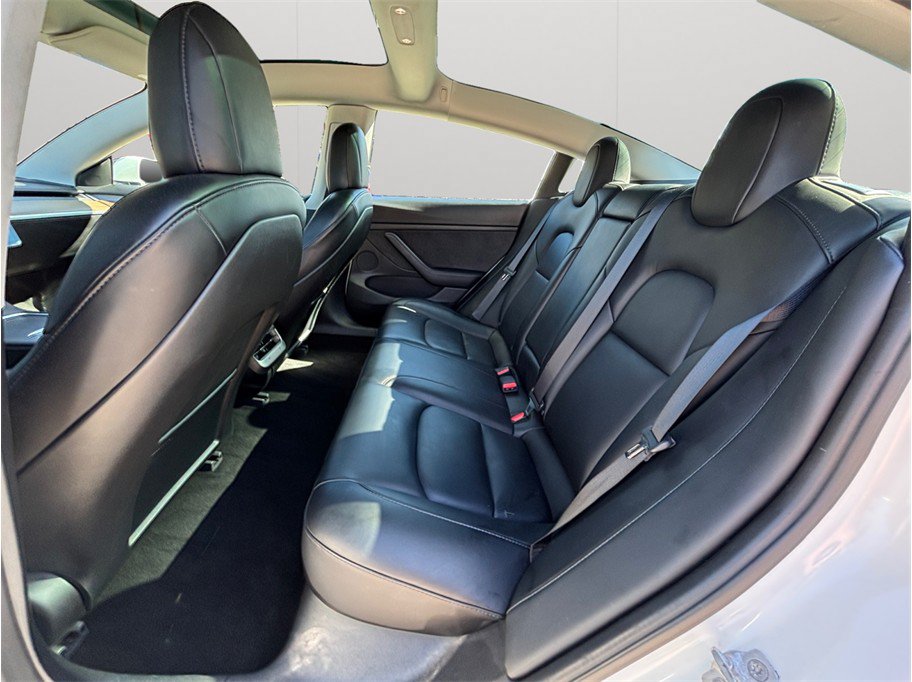 Used 2022 Tesla Model 3 RWD image 32