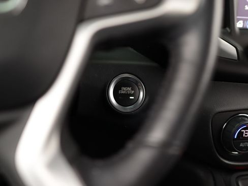 Used 2019 GMC Terrain SLT w/ Preferred Package AWD/4WD image 17