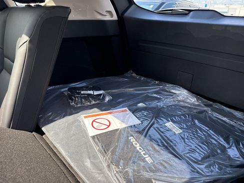 New 2026 Nissan Rogue Dark Armor AWD/4WD image 35