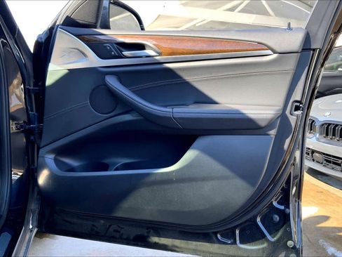 Used 2020 BMW X4 xDrive30i w/ Driving Assistance Package image 21