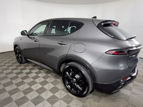 Used 2024 Dodge Hornet R/T w/ R/T Blacktop Package AWD/4WD image 8