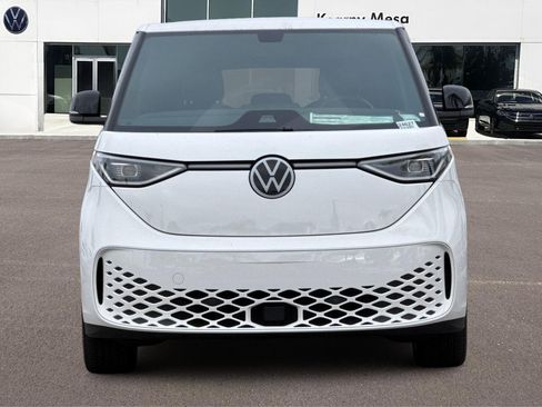 New 2025 Volkswagen ID. Buzz Pro S image 9