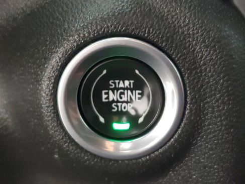 Used 2023 Chevrolet Silverado 1500 Custom image 19