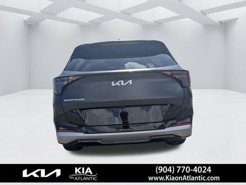 Used 2026 Kia Sportage SX FWD image 4