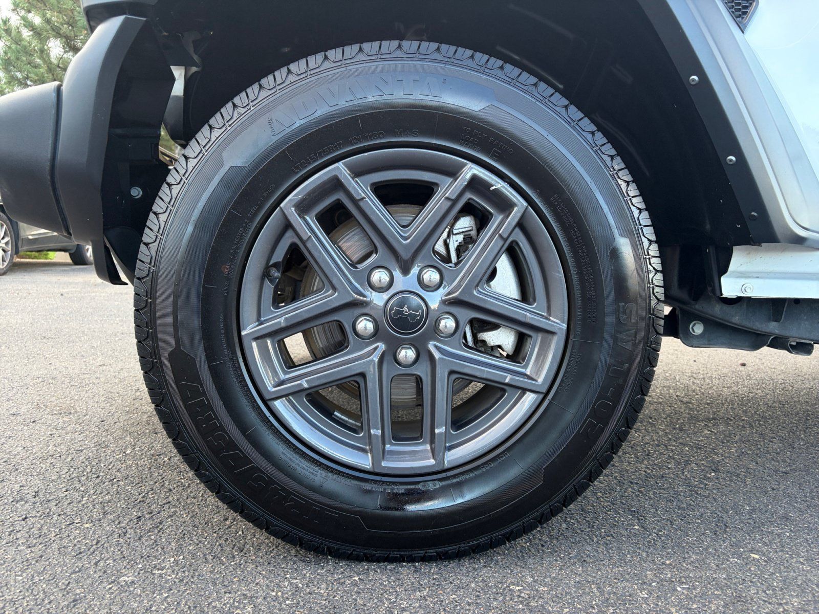 Used 2024 Jeep Wrangler Unlimited Sport AWD/4WD image 11