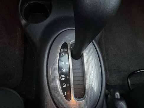 Used 2005 Dodge Neon SXT image 18